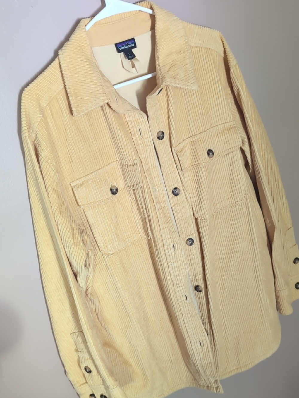 Patagonia Organic Cotton Yellow Corduroy Shit Jacket Button Down Women's Large